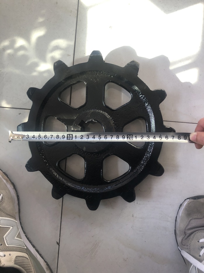 12-tooth drive wheel, suitable for Chinese-made mini excavators, with a straight-shaped interface

Applicable brands: Mini excavators made in China
Applicable models: 08/10/12/13
Contact us:
Whatsapp: +86 15850563579
Email: sales01@allterrainforklift.com

Please refer to the link below for detailed data and specifications

Drive Sprocket for 1T 1.2T Mini Excavator