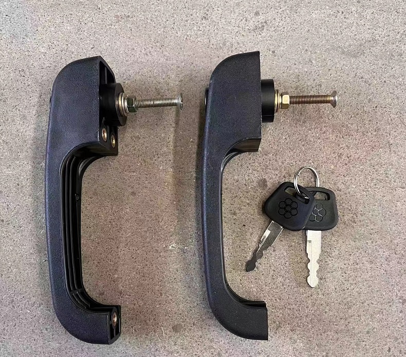 Universal Door Handle with Lock for Chinese 4WD Forklifts, Wheel Loaders, and Tractors