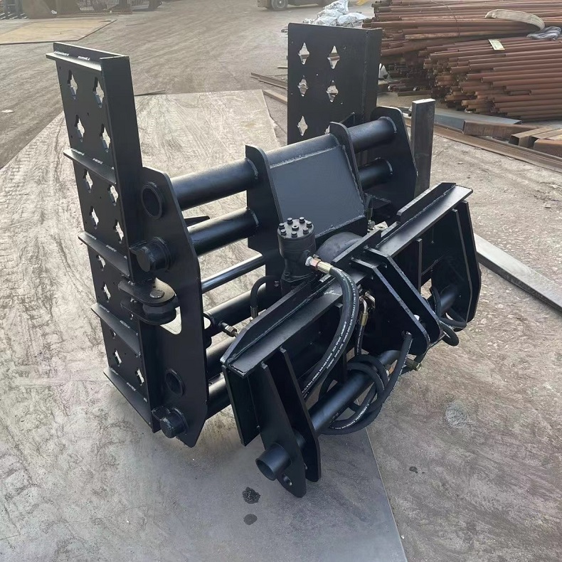 Custom Bale Clamp for Wheel Loaders – Rotating & Fixed Options for ...