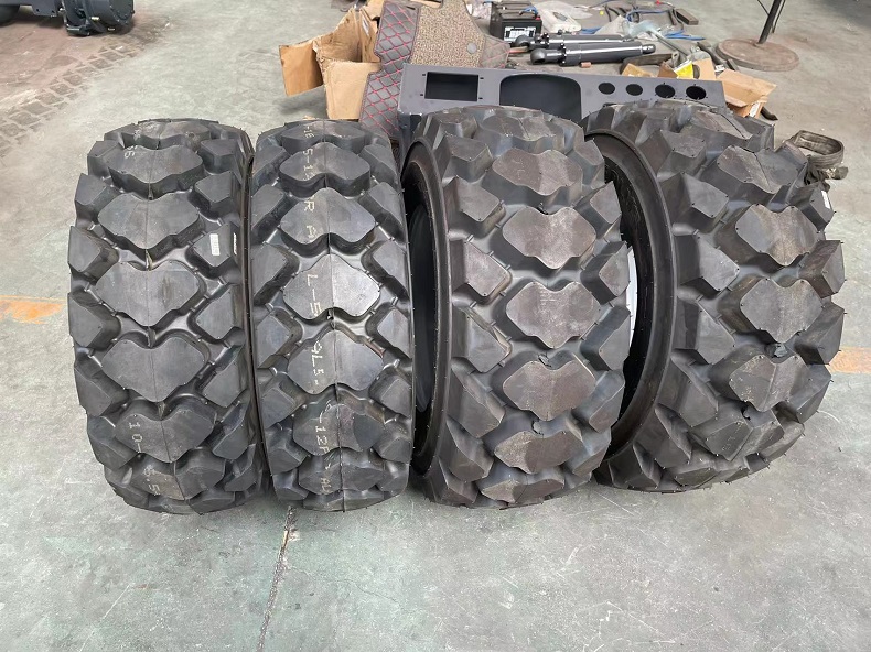 deep lug tire for 4x4 compact rough terrain forklift