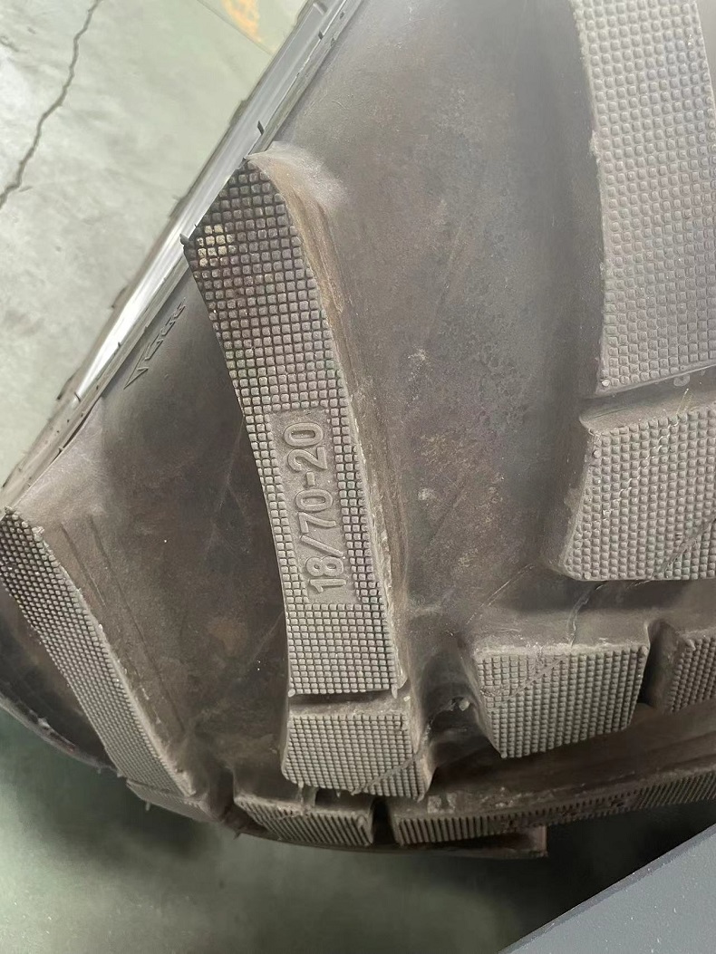 5 ton rough terrain forklift tire with tube

