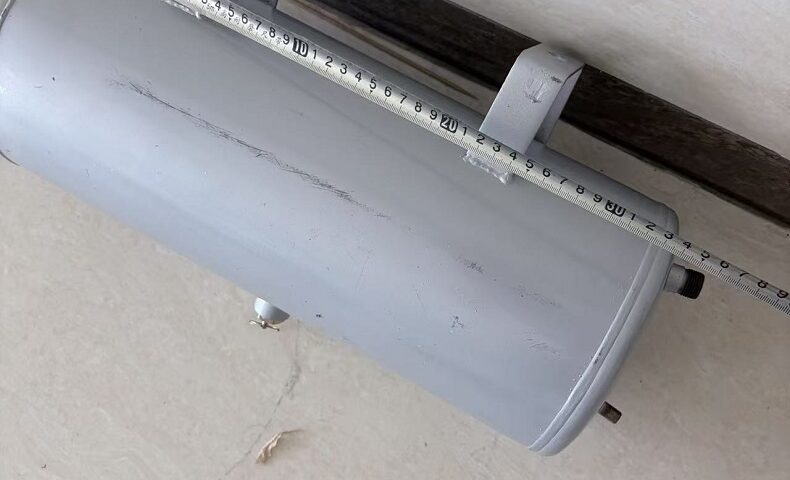 Stainless steel air reservoir tank sourced from Alibaba for 4WD rough‑terrain forklift and wheel loader main view